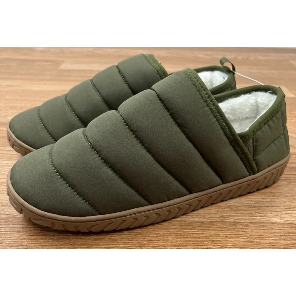 Old Navy Puffer Slippers in Heritage Green Men's Size Medium 8-9 NEW